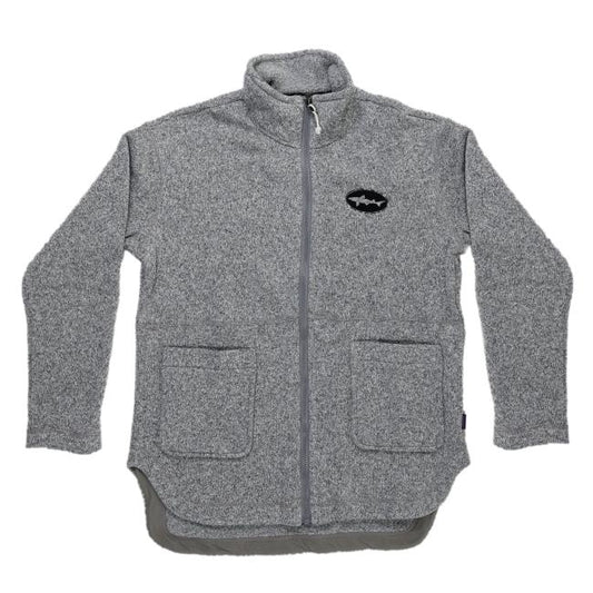 The Patagonia W Heather Gray Full Zip Sweater Coat features recycled polyester fleece, a stand-up collar, two large front pockets, a black patch with a white fish logo on the left chest, and a slightly curved hem for added style and comfort.